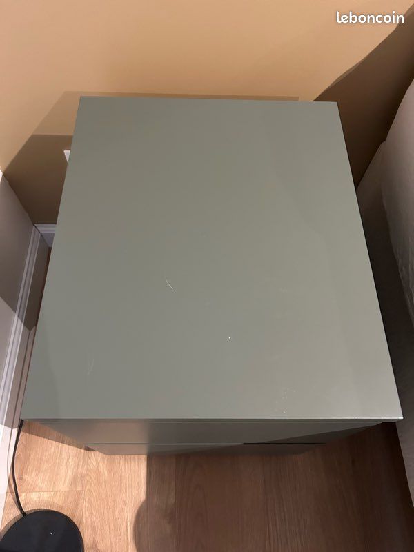 Table de nuit verte x2 (IKEA MALM) (image 6)