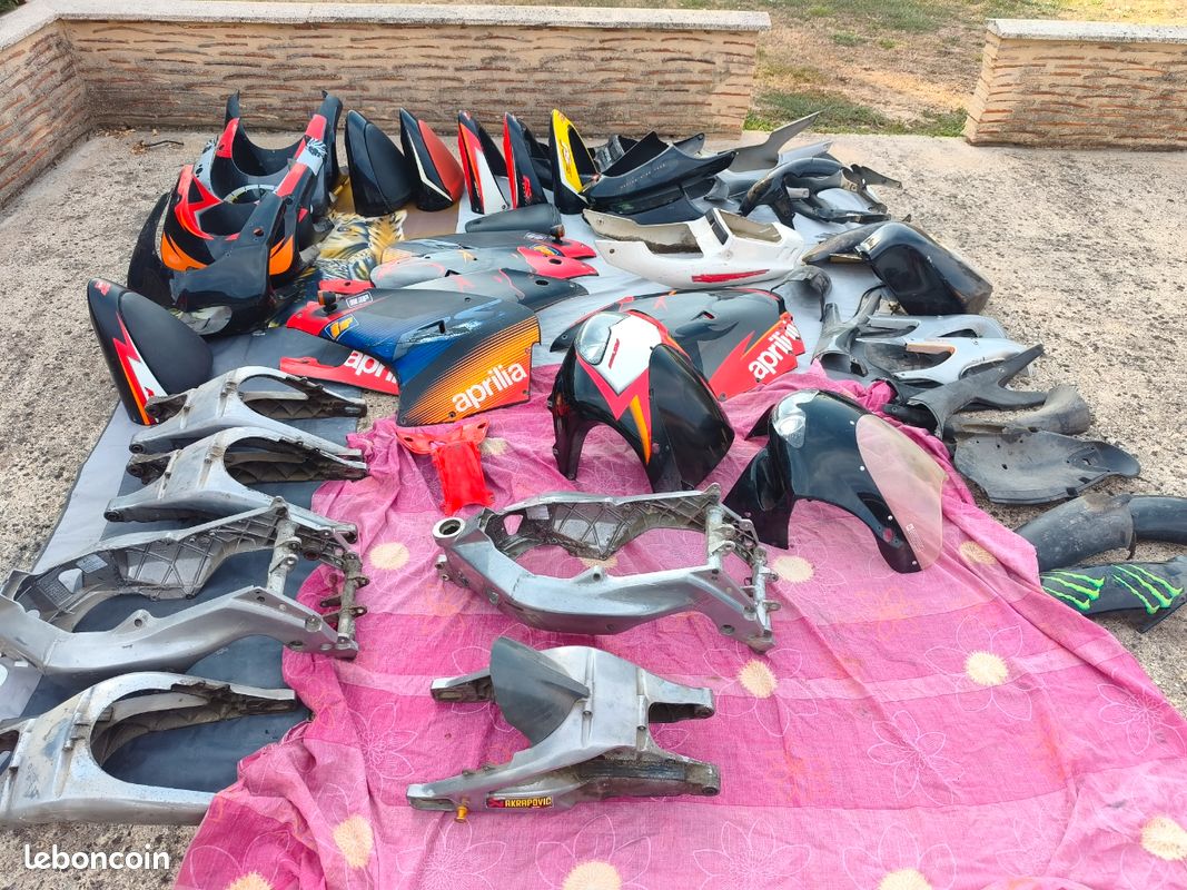 Lot Aprilia RS 125 (image 1)