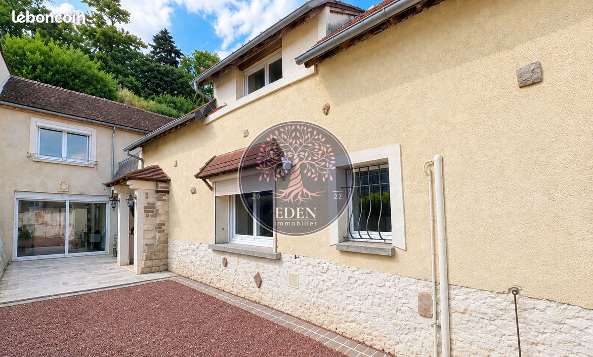 Maison 5 pièces 148 m² · à Dreux · 148 m² · 241 000 €