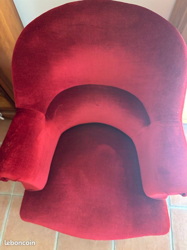Fauteuil crapaud rouge (image 2)