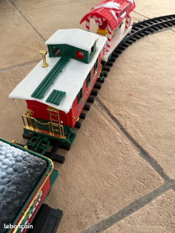 Train électrique de Noël (image 3)