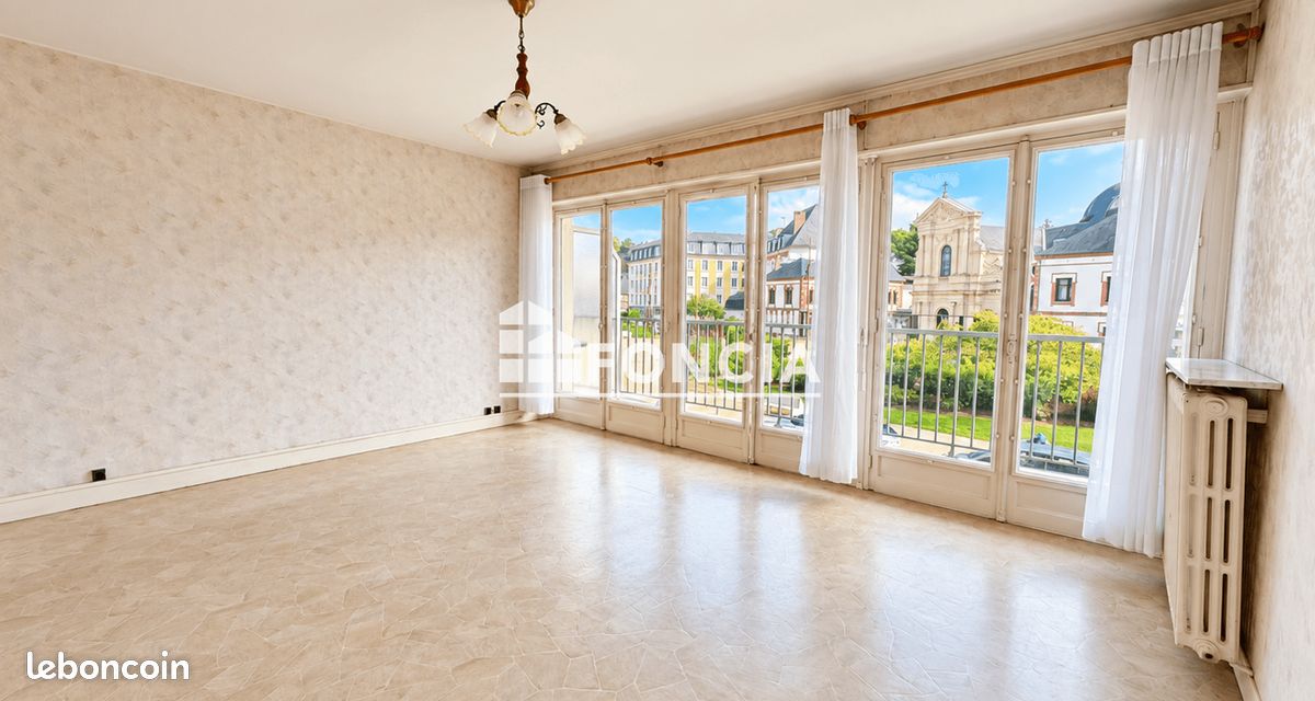 Appartement 3 pièces 75 m² · à Lisieux · 75 m² · 159 000 €