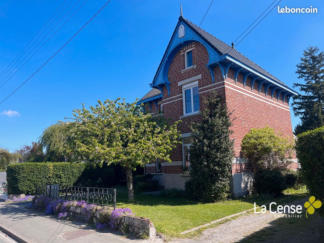 Maison 8 pièces 190 m² · à Baisieux · 190 m² · 567 000 €