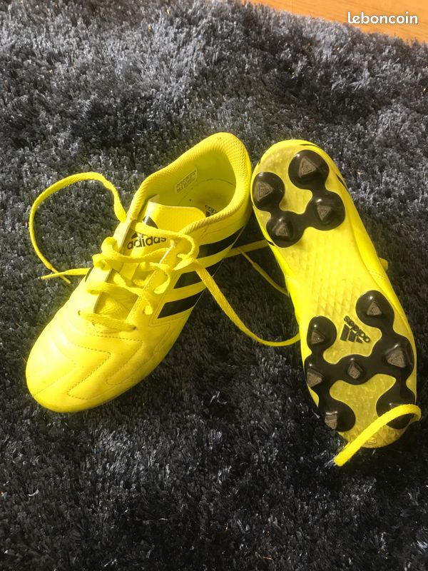 Crampons Adidas Jaune Fluo 37 1/3 (image 2)