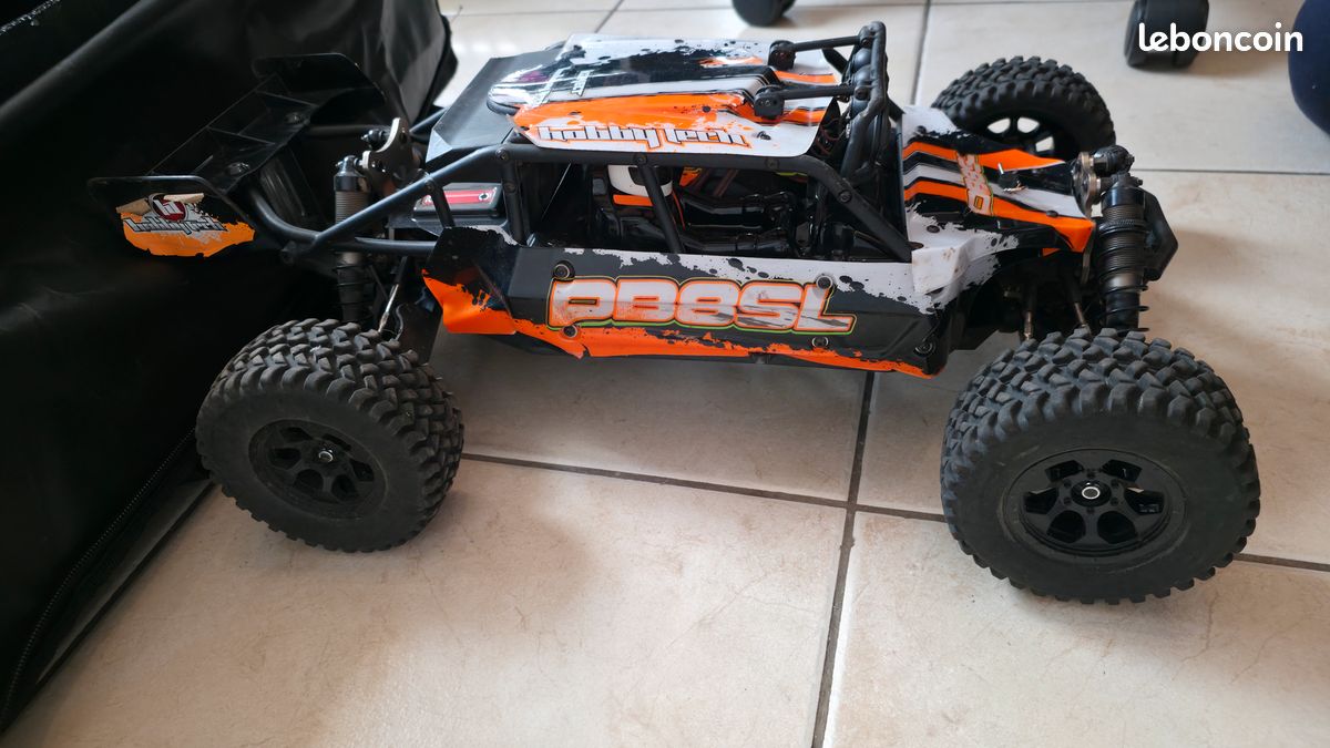 Modèle Réduit HOBBYTECH DB8SL 1/8 – Tout-terrain électrique – Occasion