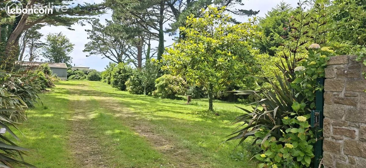 Terrain 371 m² · à Plougonvelin · 371 m² · 126 575 €