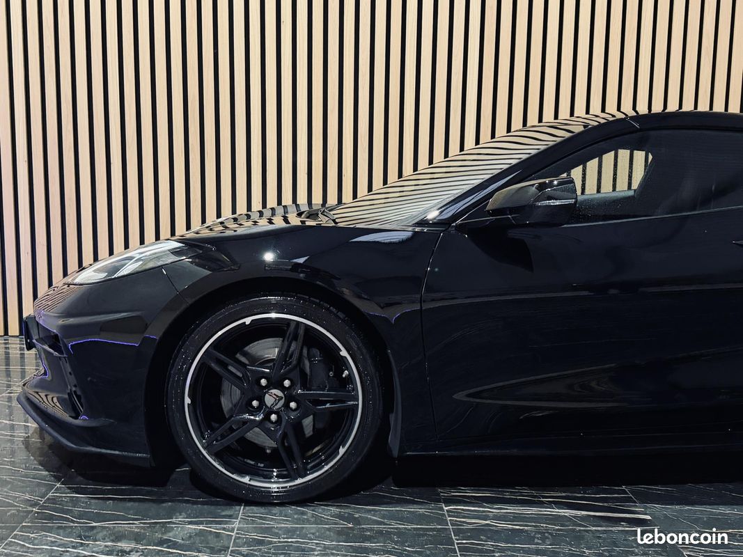CHEVROLET CORVETTE TARGA 6.2 V8 482 BVA C8 Stingray IMMAT FRANCE 2LT ETAT NEUF 1ERE MAIN RIEN A PREVOIR (image 16)