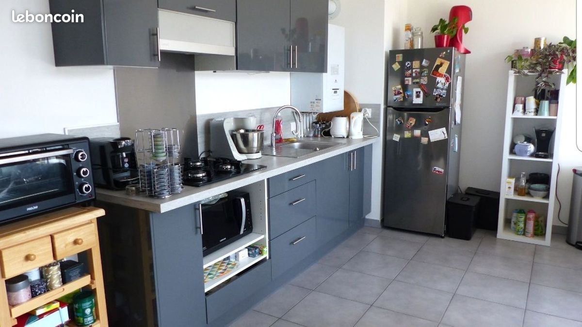 Appartement a louer tassin-la-demi-lune - 3 pièce(s) - 65 m2 - Surfyn