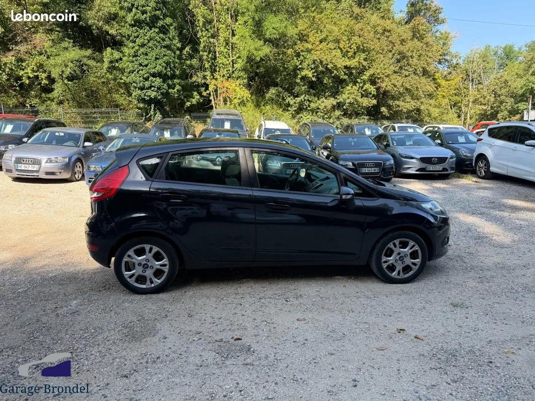 Ford Fiesta 1.4 TDCi 71cv Trend 2ème main (image 5)