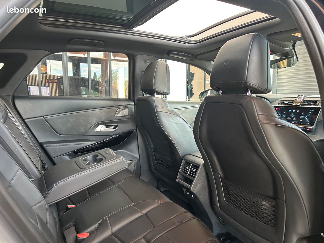 DS DS 7 CROSSBACK E-TENSE 1.6 225 Ch HYBRID Recharge 13.2KWH OPERA BVA - Toit Ouvrant - (image 18)