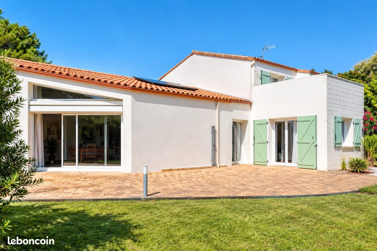 Maison 10 pièces 239 m² · à Préfailles · 239 m² · 1 190 000 €