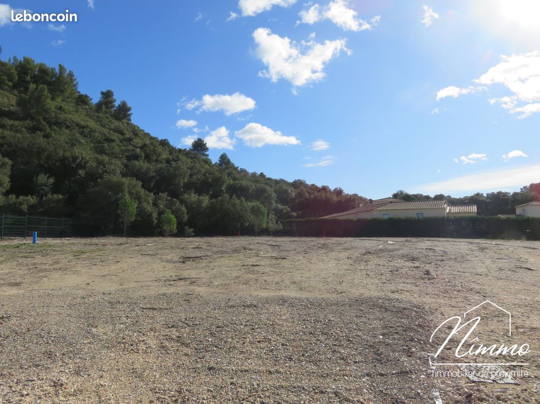 Terrain 460 m² · à Rochefort-du-Gard · 460 m² · 117 900 €