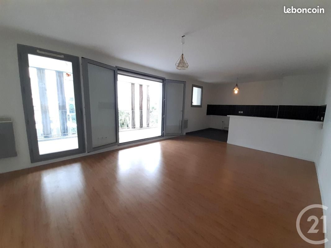 Appartement 3 pièces 69 m² · à Bordeaux · 69 m² · 1 054 €