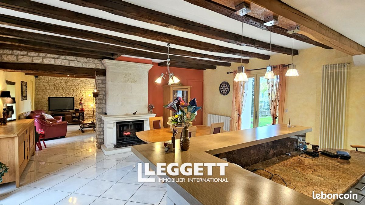 Maison 7 pièces 147 m² · à Niort · 147 m² · 337 000 €