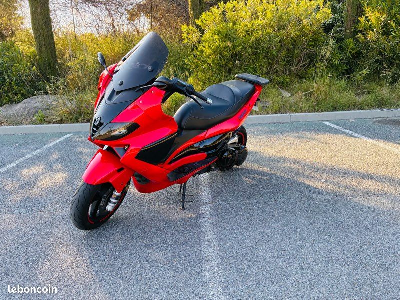 Scooter VelocitÃ Massima Nexus 500 Gilera Runner Nexus 500