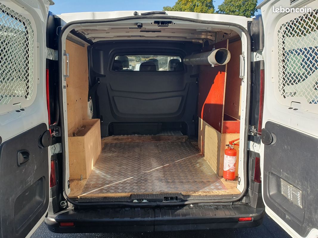 Renault TRAFIC III FG L2H1 1200 1.6 DCI 125CH ENERGY CABINE APPROFONDIE GRAND CONFORT EURO6 (image 2)