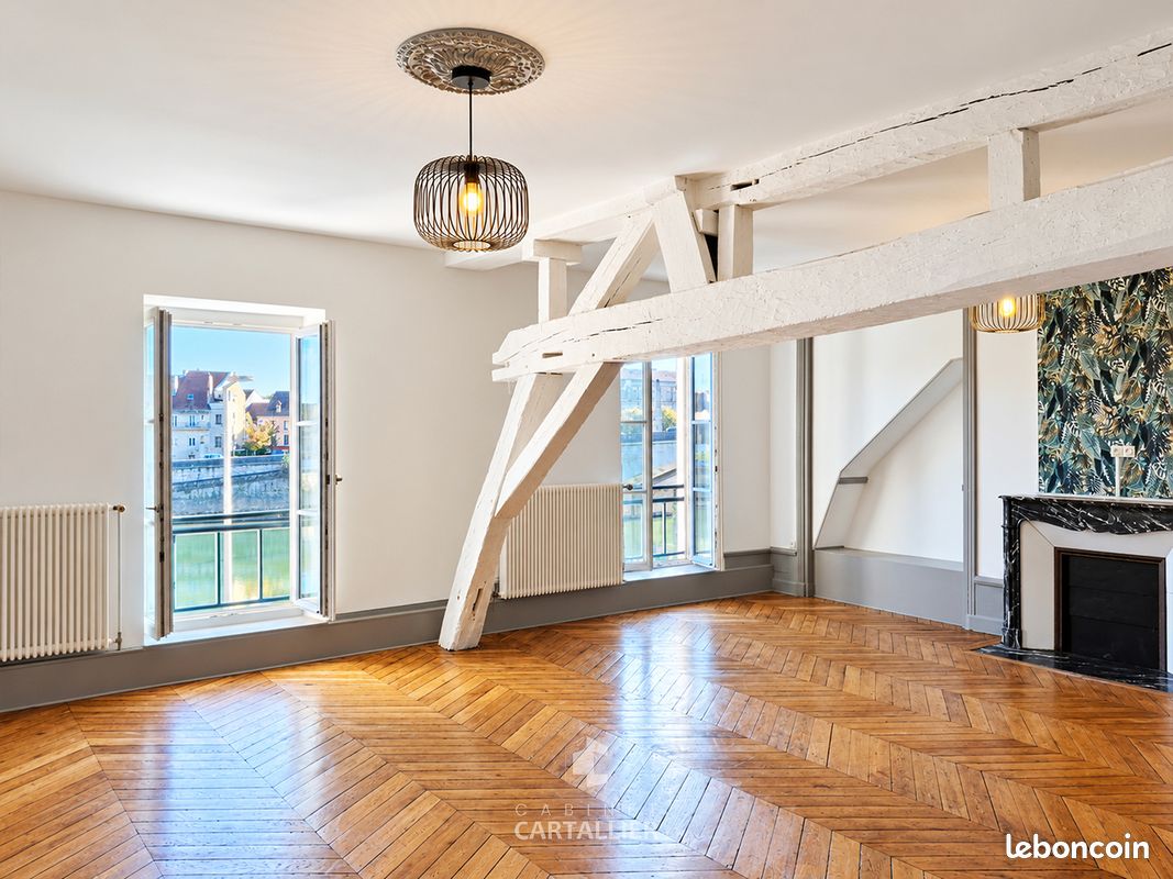 Appartement 5 pièces 130 m² · à Chalon-sur-Saône · 130 m² · 325 000 €