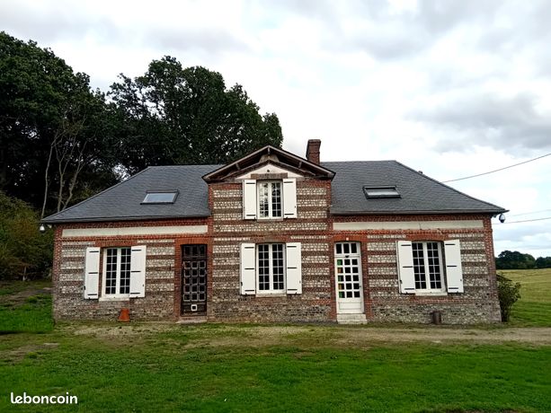 Maison ancienne de caractère 150 m² – 1 800 m² de terrain – 10 min d'Yvetot, Doudeville et Yerville – 5 min de l'autoroute – 189 000
