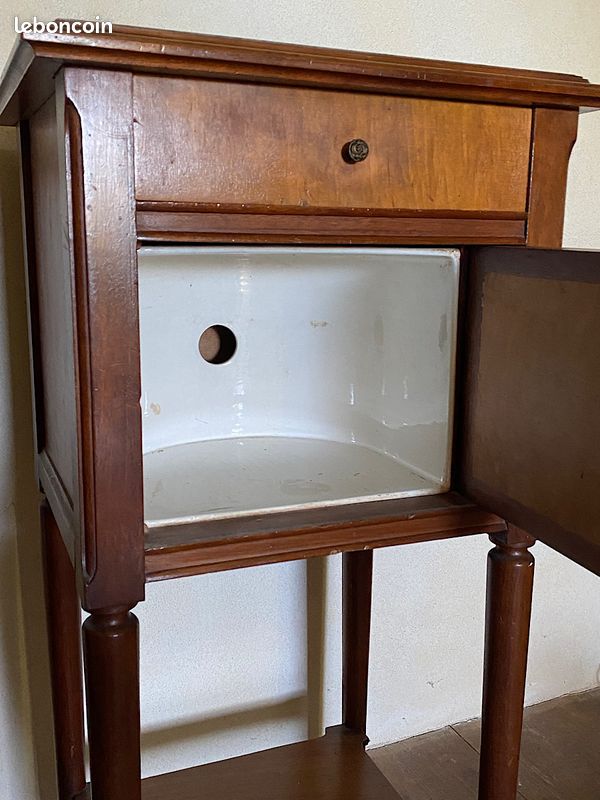 Table de chevet dessus marbre (image 2)