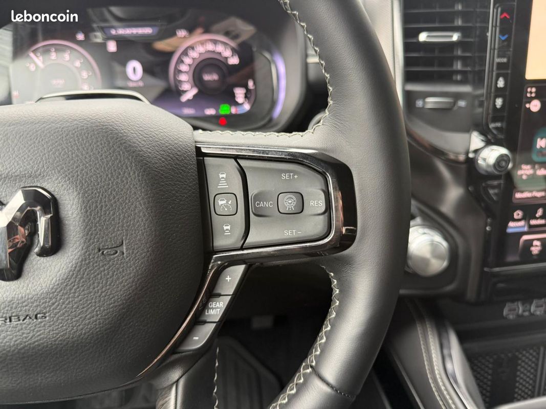 Dodge ram 1500 crew limited night edition rambox (image 19)