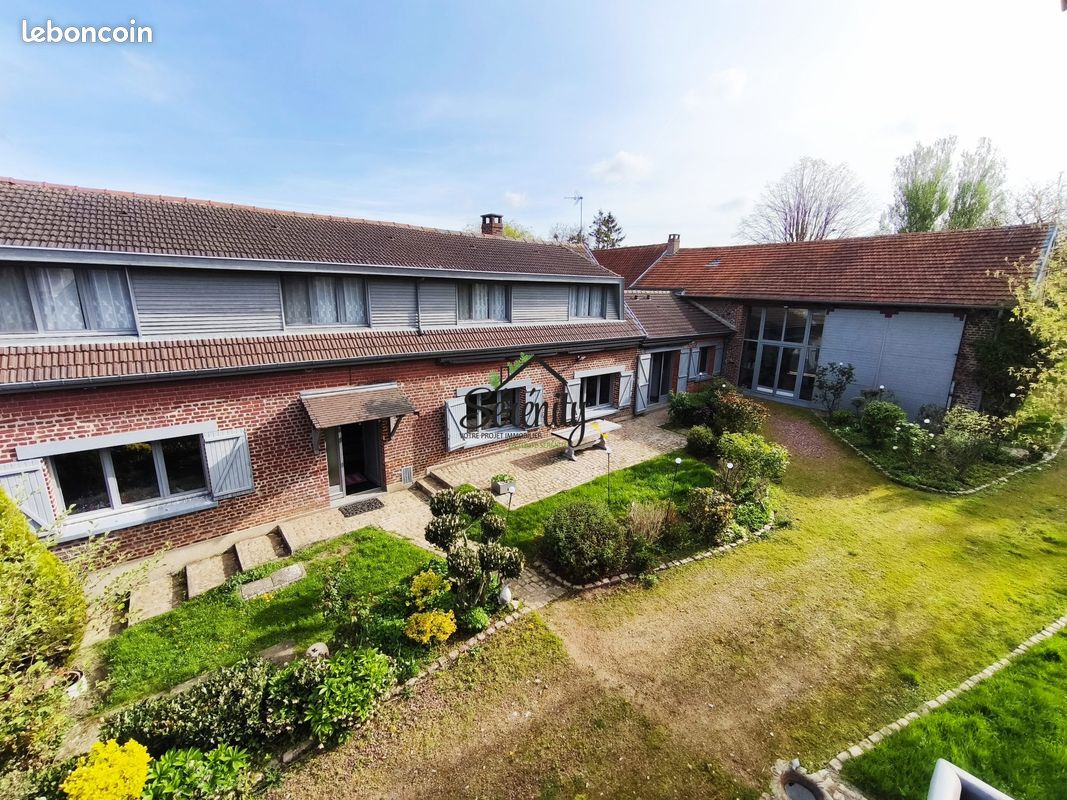 Maison 10 pièces 182 m² · à Bourlon · 182 m² · 368 000 €