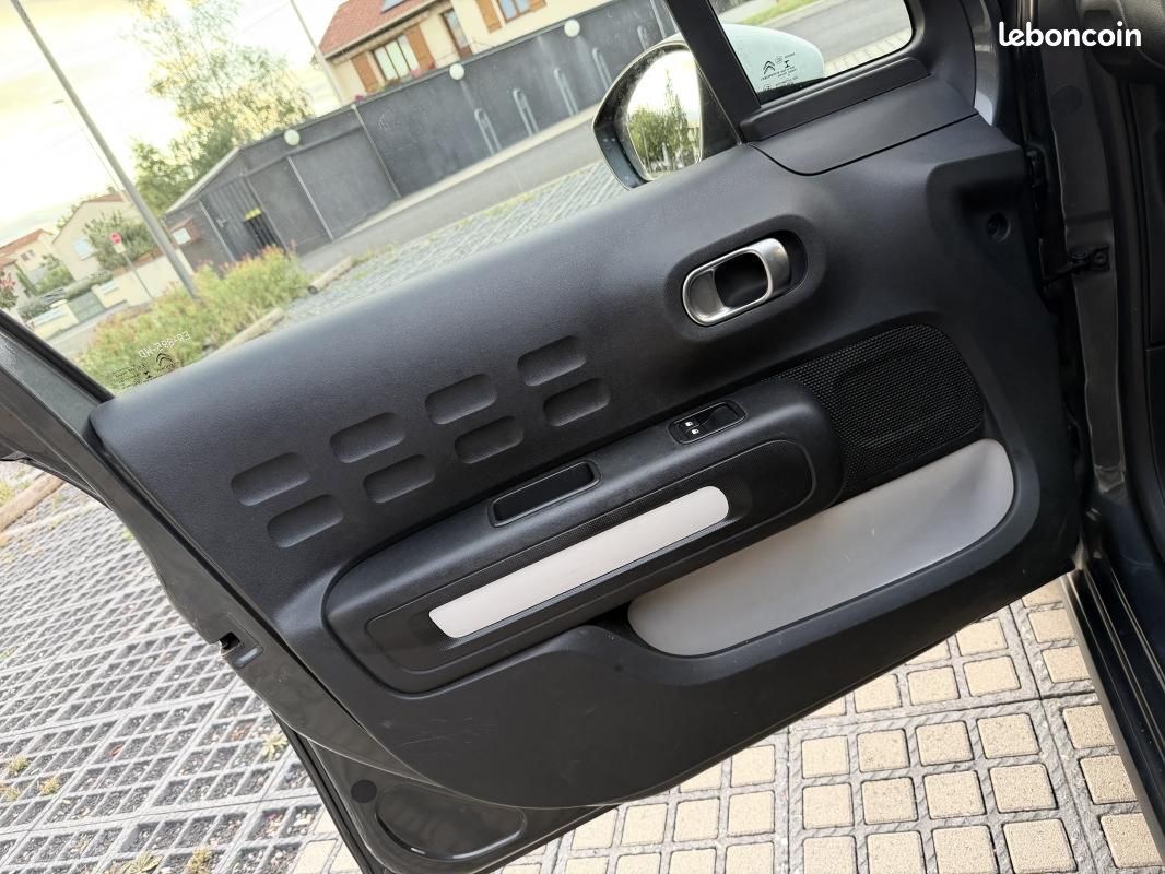 Citroën C3 1.2 i 82cv Feel 💳 x12 Vitres Crit'Air 1*Ct Kit Distribution Entretien Complet Ok*Véhic... (image 30)