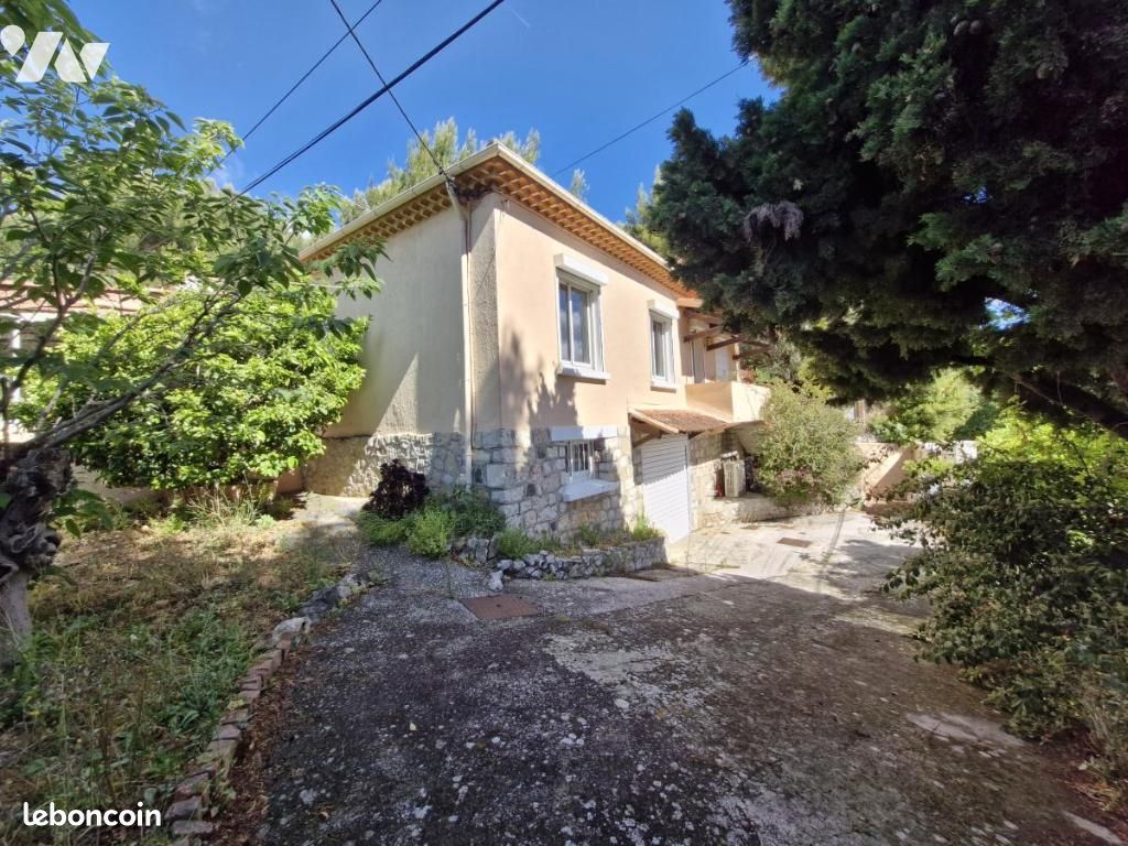 Maison 4 pièces 114 m² · à Le Revest-les-Eaux · 114 m² · 440 000 €