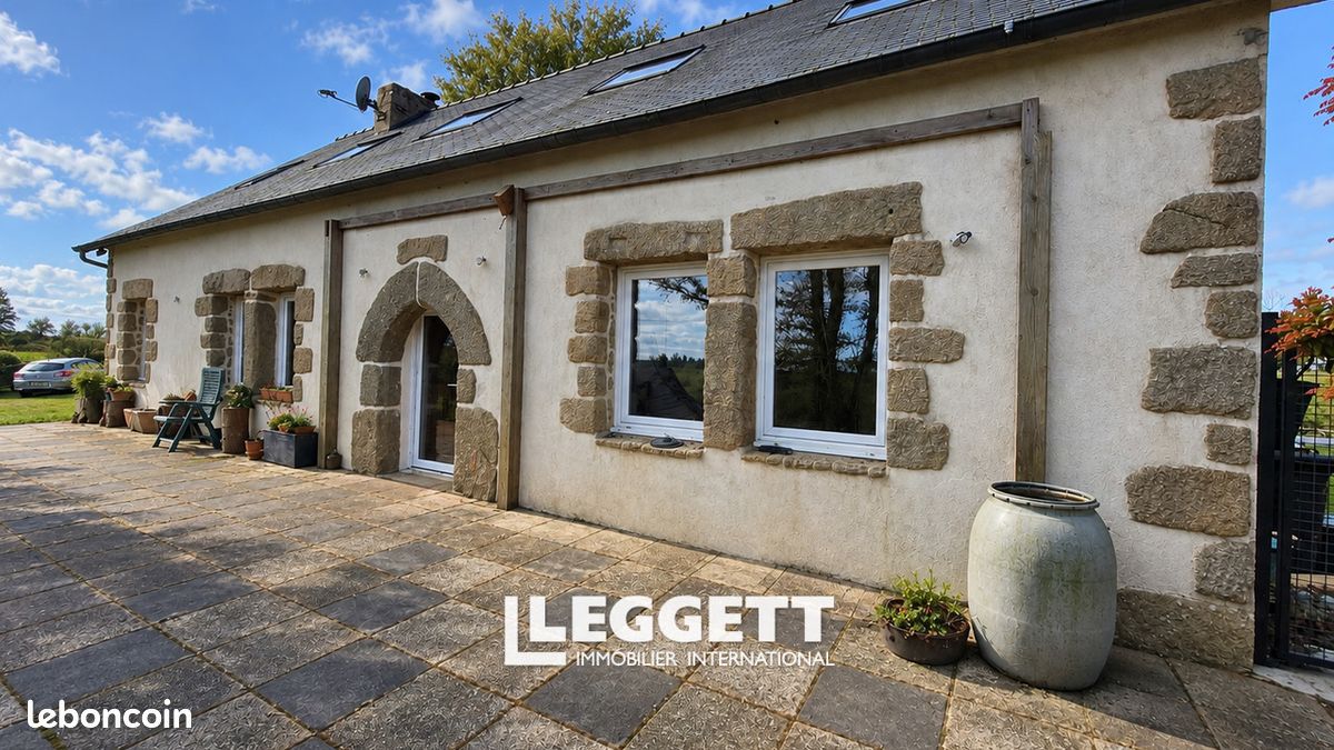 Maison 8 pièces 220 m² · à Saint-Nicodème · 220 m² · 333 000 €