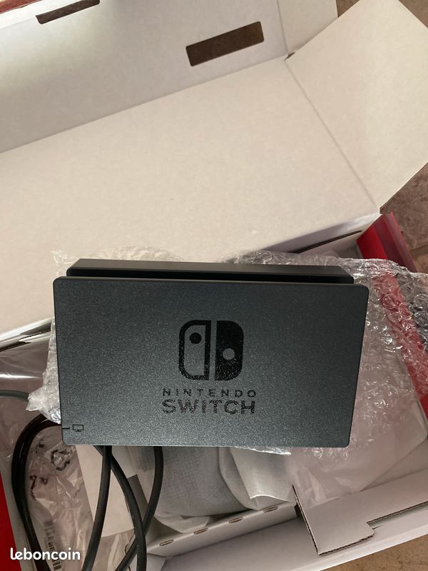 Nintendo switch neuve + housse de protection + 2 jeux (image 6)