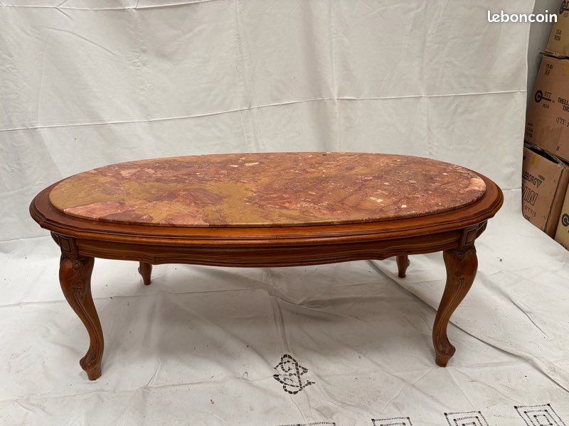 Table en marbre (image 1)
