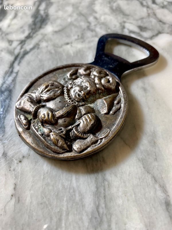 Rare Décapsuleur en laiton et chrome (image 2)