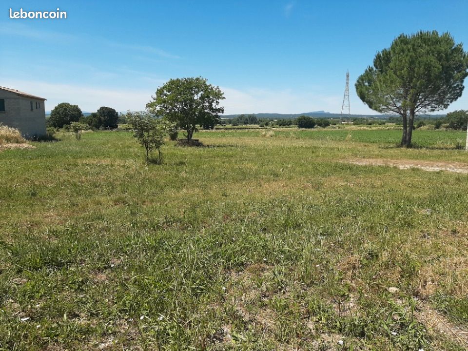 Terrain 500 m² Sainte Anastasie · à Sainte-Anastasie · 110 000 €