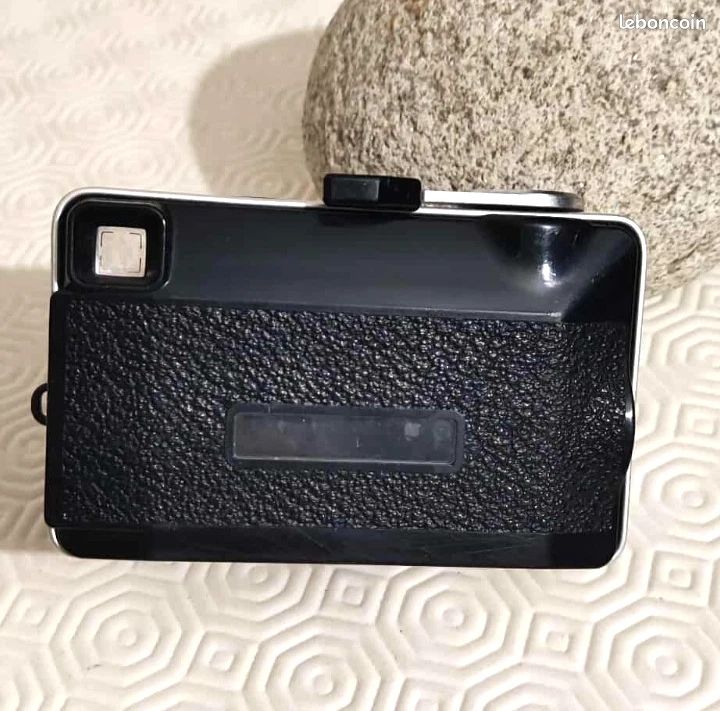 Appareil Photo Vintage Agfamatic 100 Sensor – Avec Étui – Collection