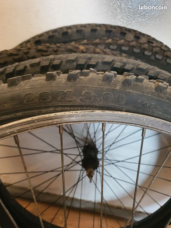 Pneus vélo (image 3)