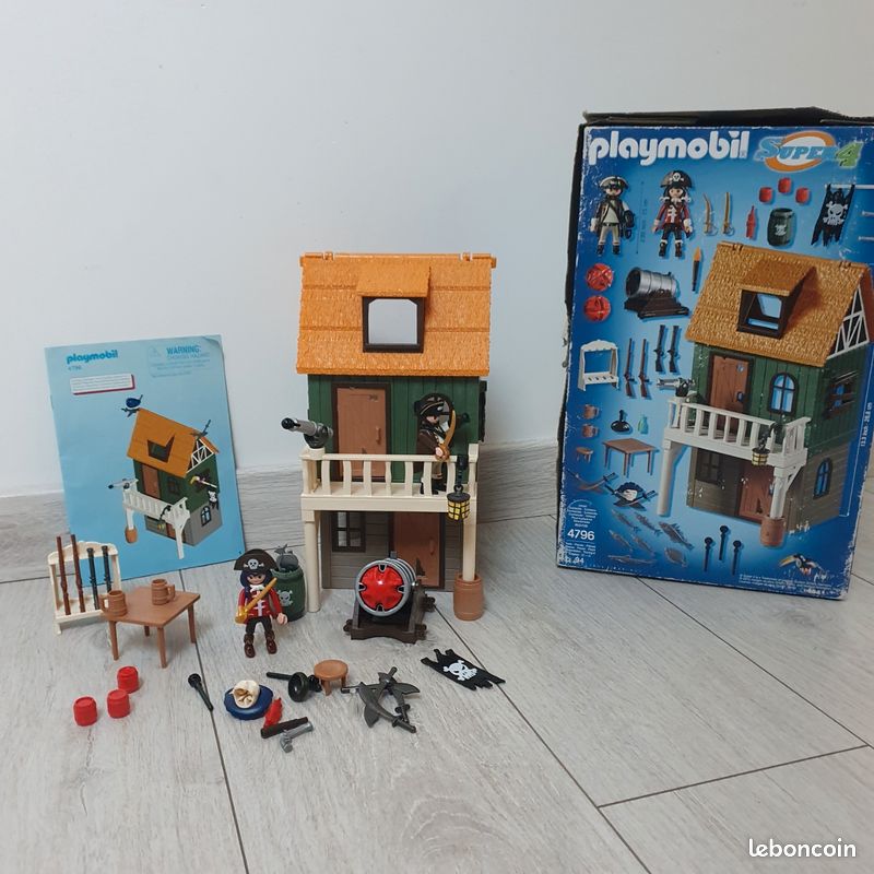 Playmobil 4796 Super4 Fort des Pirates Camouflé avec Ruby