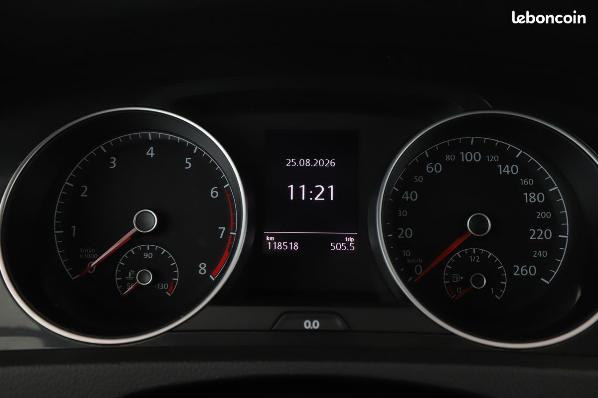 Volkswagen Golf VII 1.0 TSI BlueMotion Tech Confortline Business DSG7 5P 115 ch (image 16)