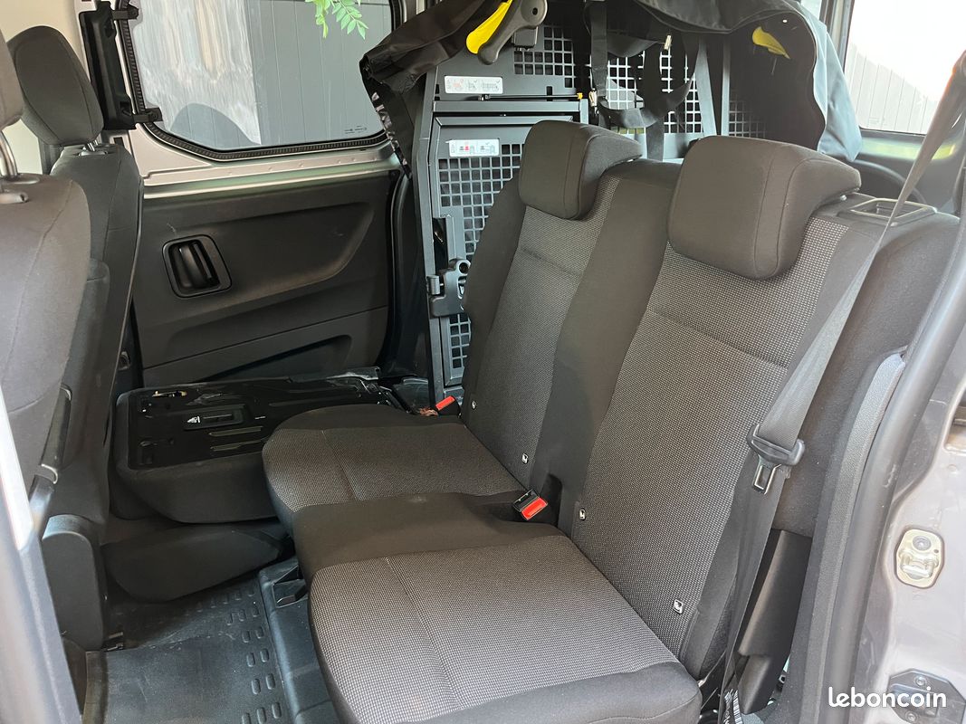 Citroen berlingo iii (2) cabine approfondie taille xl bluehdi 130 s&s eat8 (image 4)