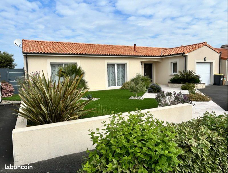 Maison 6 pièces 130 m² · à Saint-Léger-sous-Cholet · 130 m² · 326 800 €