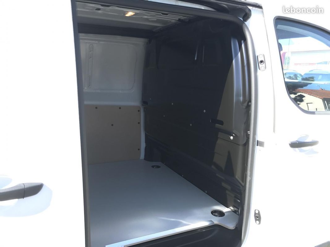 Opel vivaro fgn taille m bluehdi 180 s&s eat8 (image 24)