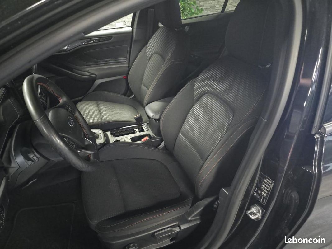 FORD FOCUS 1.0 EcoBoost mHEV - 155 - BV PowerShift ST Line (image 11)