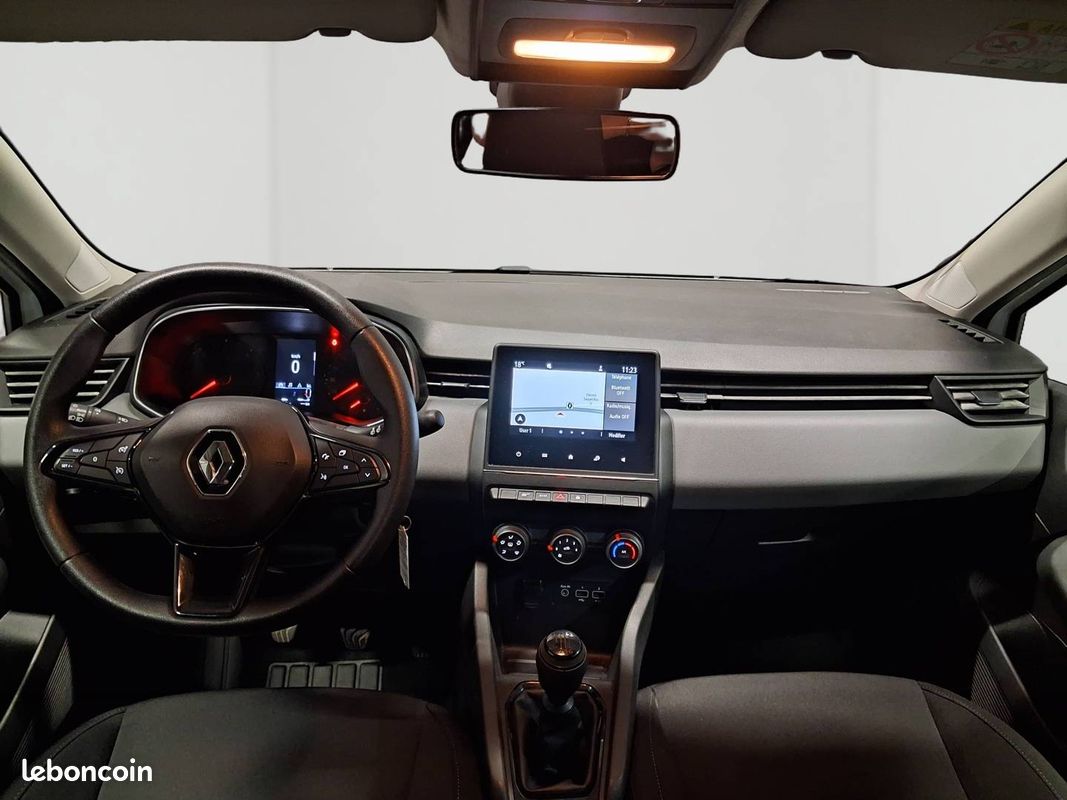 Renault clio societe blue dci 85 air nav (image 15)