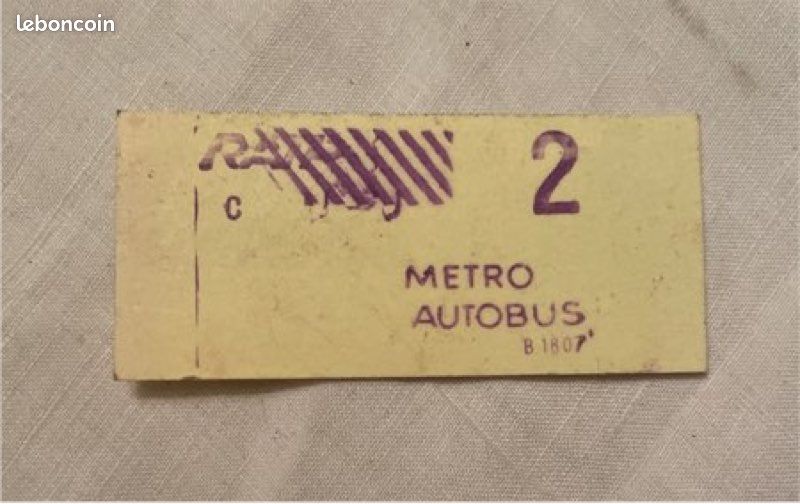 Plantilla de boleto de autobús vintage Pase de transporte retro