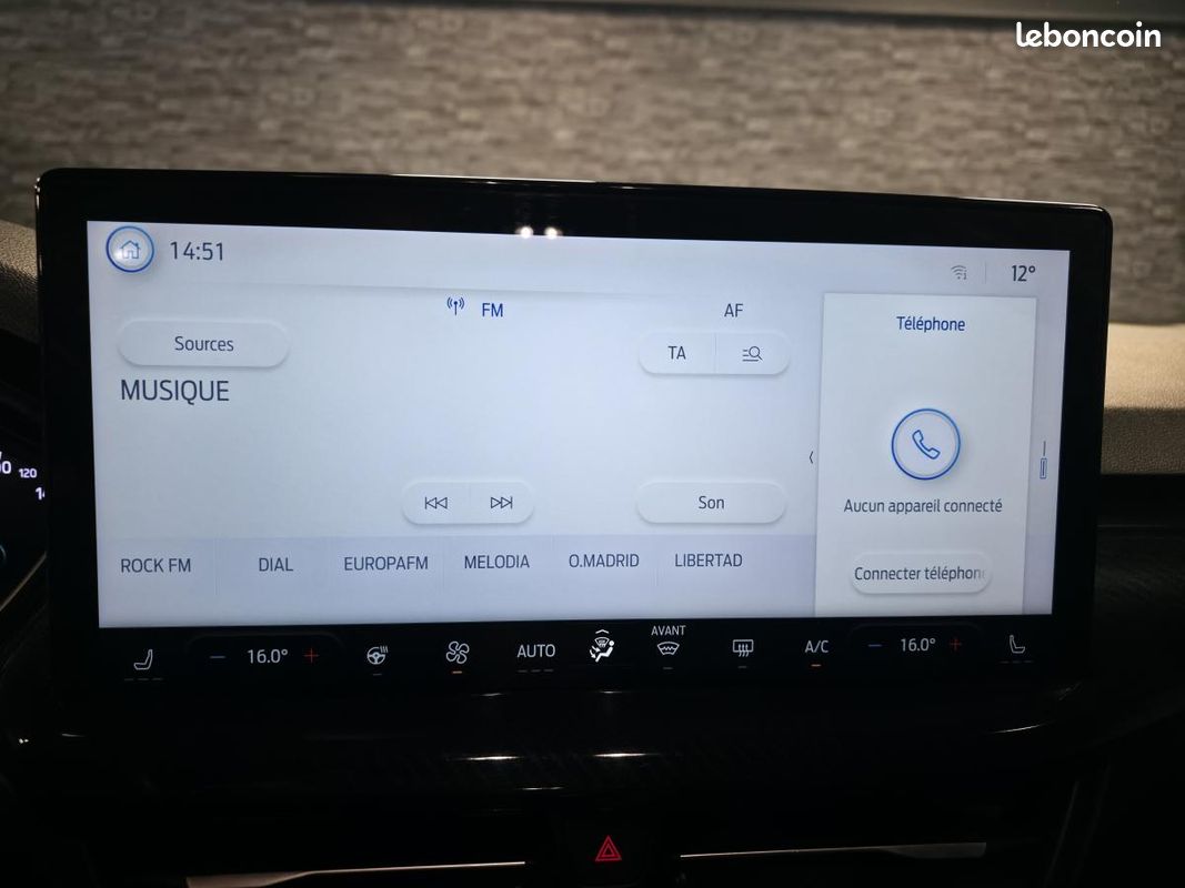 FORD FOCUS 1.0 EcoBoost mHEV - 155 - BV PowerShift ST Line (image 24)