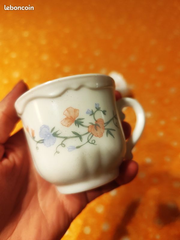 3 tasses et soucoupes arcopal Polka pois Vintage - Vendu