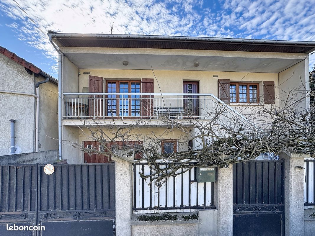 Maison 8 pièces 196 m² · à Athis-Mons · 196 m² · 424 000 €