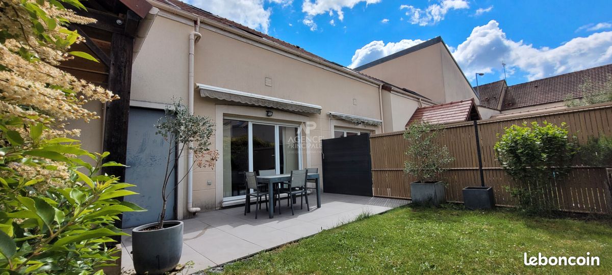 Maison 6 pièces 98 m² · à Saint-Ouen-l'Aumône · 98 m² · 295 000 €
