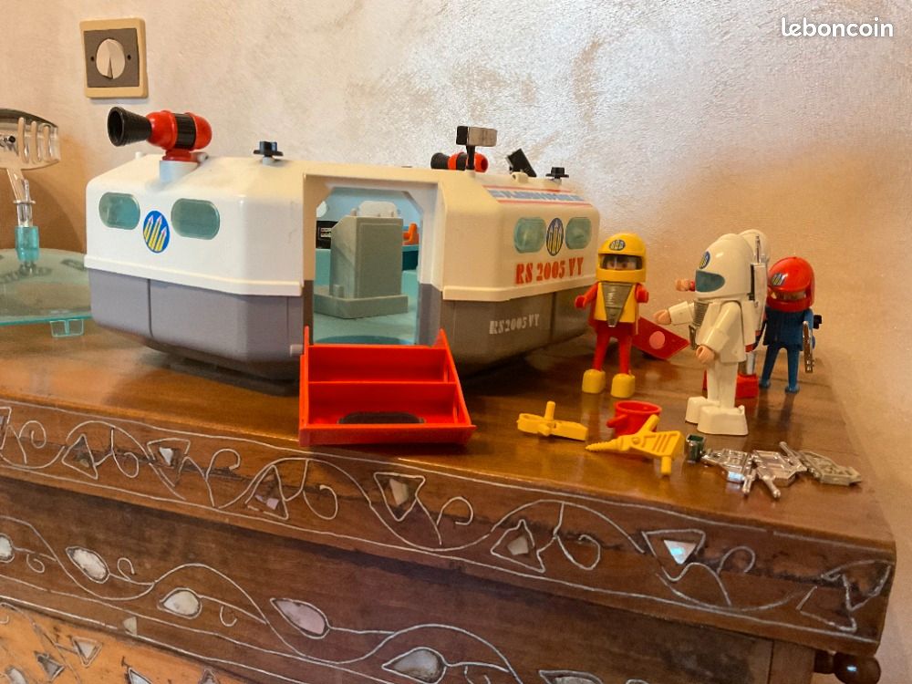 Boîte Playmobil Station Spatiale Vide – Originale, Pas De Reproduction – Occasion