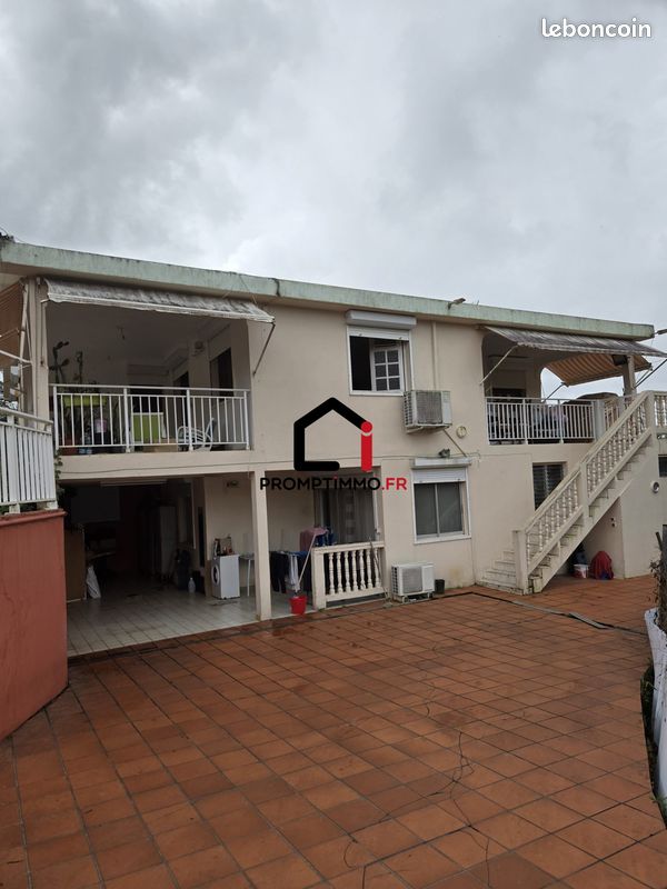 Maison 7 pièces 230 m² · à Ducos · 230 m² · 349 000 €