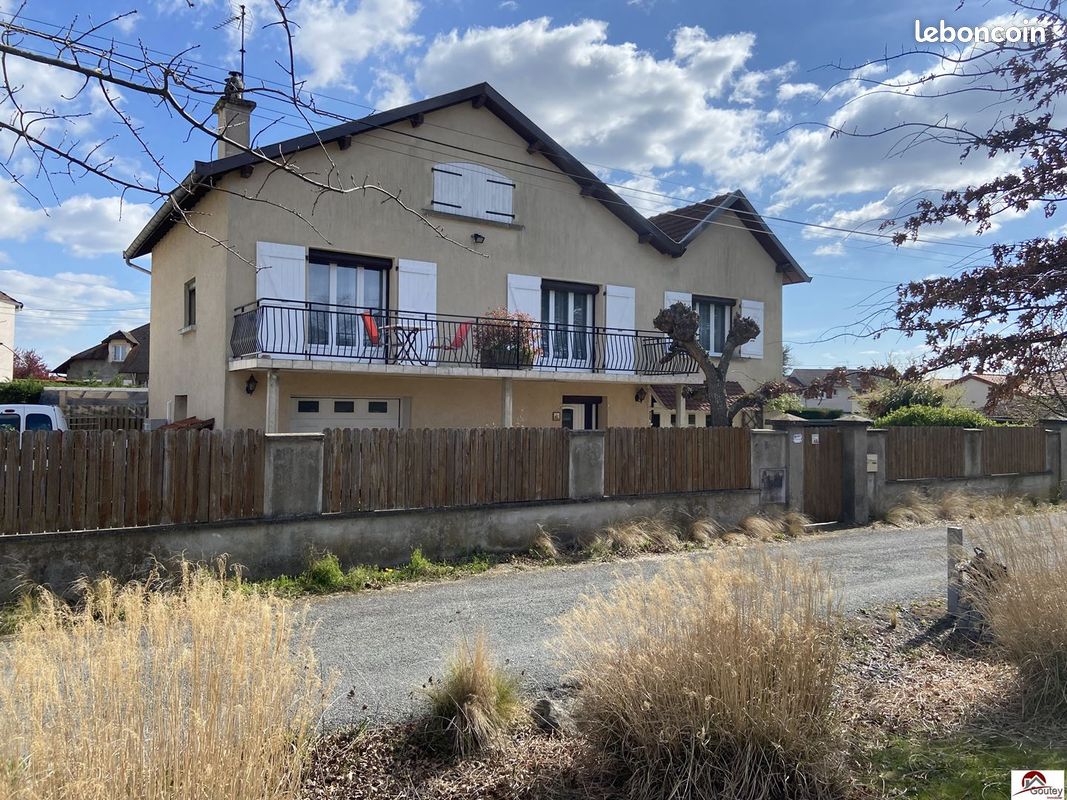 Maison 6 pièces 140 m² · à Riorges · 140 m² · 259 000 €
