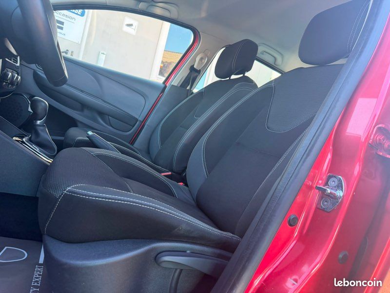 Renault clio 4 dci 90ch edc boite auto faibles kms (image 7)